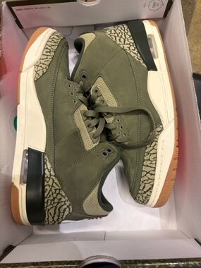 Nike Air Jordan 3 Retro Olive Men’s Size 8 NEW
